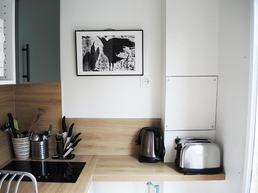 2 Pieces Avec Balcon Plein Sud Apartment ปารีส ภายนอก รูปภาพ